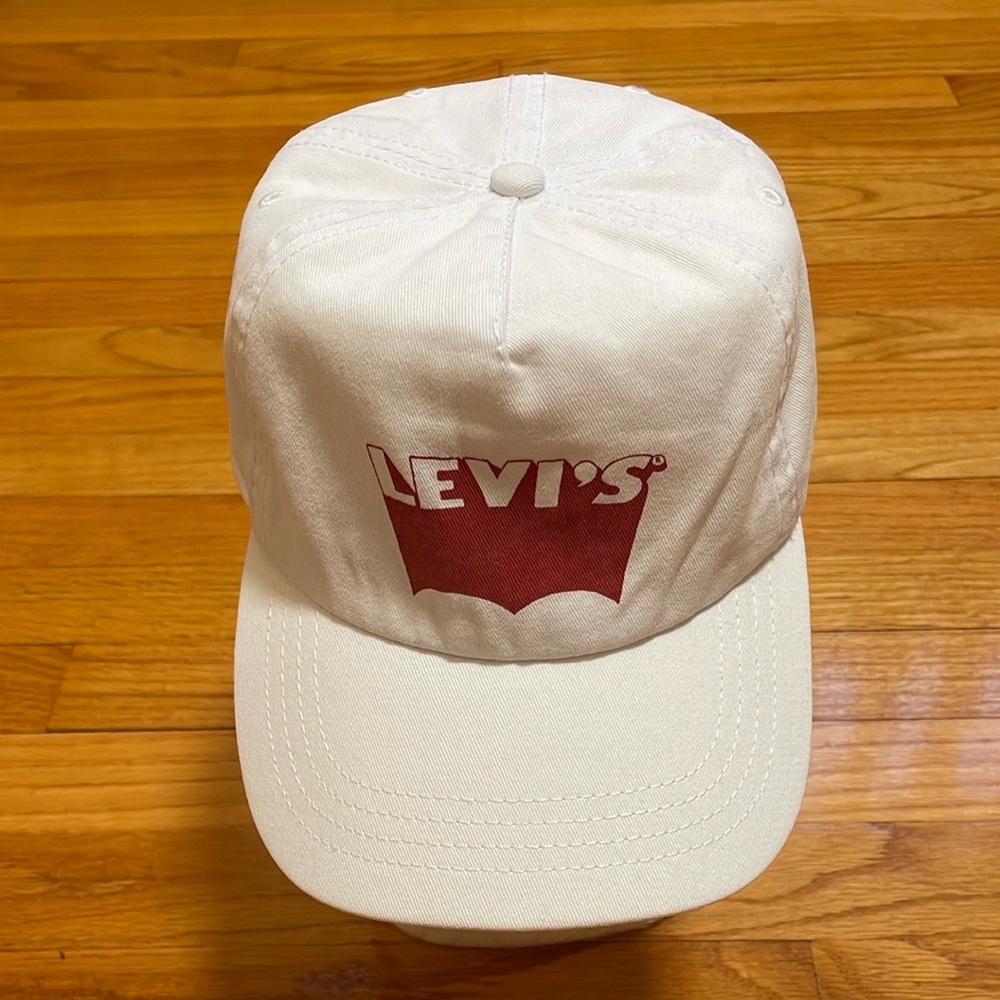Levi's White Hat Cap Unisex